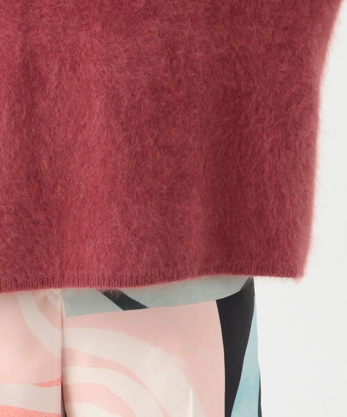 TOMORROWLAND （トゥモローランド）の「フラッフィーヤーン Vネックプルオーバー（ニット/セーター・レディース・ホワイト/ブラック/レッド/グリーン/ブルー・S）」の18枚目の写真