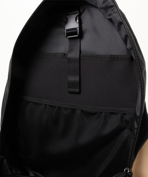 Saturdays NYC（サタデーズ ニューヨークシティ ）の「Jackson Backpack（バックパック/リュック・メンズ・ブラック・FREE）」の5枚目の写真