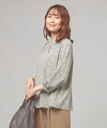 closet story | ＜closet story（クローゼットストーリー）＞ スタンドカラー リーフプリント ギャザーブラウス(シャツ/ブラウス)