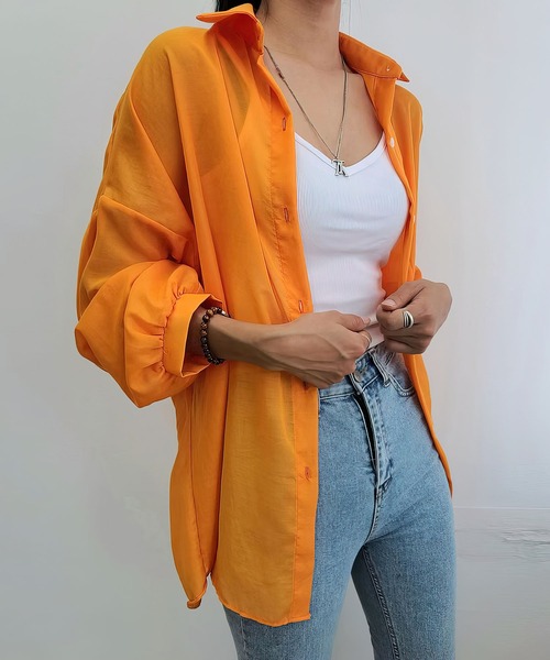 me+em select(ミームセレクト)の「【数量限定販売】【 5color 】ボリューム袖シアーBIGシャツ(シャツ/ブラウス・レディース・アイボリー/ブラック/オレンジ/ブルー/パープル・FREE)」の21枚目の写真