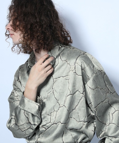 HARE BIGクラックシャツ HARE（ハレ）の「BIGクラックシャツ(HARE)（シャツ/ブラウス