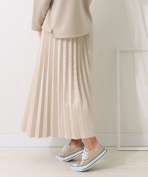 libelle more（リベル モア）の「スエードポンチ　アコーディオンプリーツスカート（スカート・レディース・グリーン/アイボリー/グレイッシュベージュ/チャコール・M/L）」の21枚目の写真