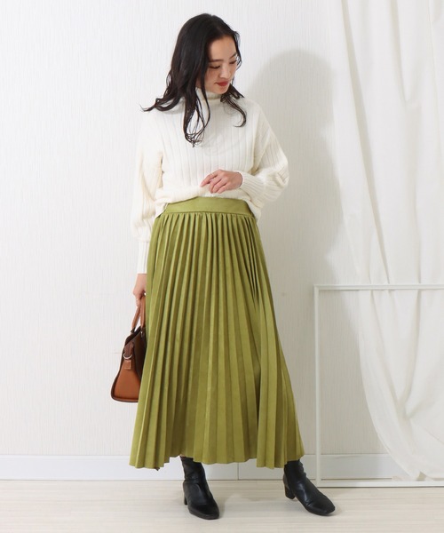 libelle more（リベル モア）の「スエードポンチ　アコーディオンプリーツスカート（スカート・レディース・グリーン/アイボリー/グレイッシュベージュ/チャコール・M/L）」の19枚目の写真
