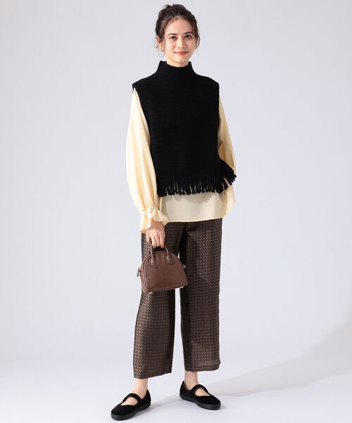 B:MING by BEAMS（ビーミングバイビームス）の「B:MING by BEAMS / フリンジ タートル ベスト 21AW（ベスト・レディース・ブラック/ベージュ/オフホワイト・ONE SIZE）」の4枚目の写真