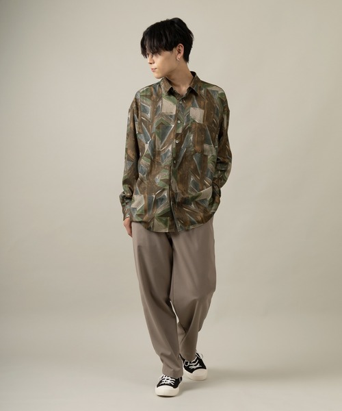 SlashDate（スラッシュデイト）の「ナチュラルストレッチ総柄プリントとろみシャツ（シャツ/ブラウス・メンズ・ブラック/ブラウン/グレー/ブルー/ブラック系その他/ブラウン系その他・M/L）」の13枚目の写真