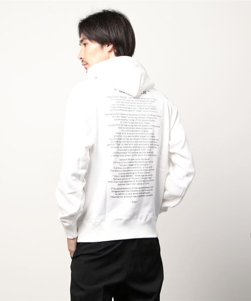 BIAS（バイアス）の「STUDIOUS別注 DEAD MANスカルプリントプルオーバーパーカー（パーカー・メンズ・ホワイト/ホワイト系その他/ライトグレー/クリア/オフホワイト/アイボリー・SMALL/MEDIUM/LARGE）」の13枚目の写真