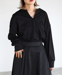 【2021-2022 A/W】キーネック裾タックプルオーバー