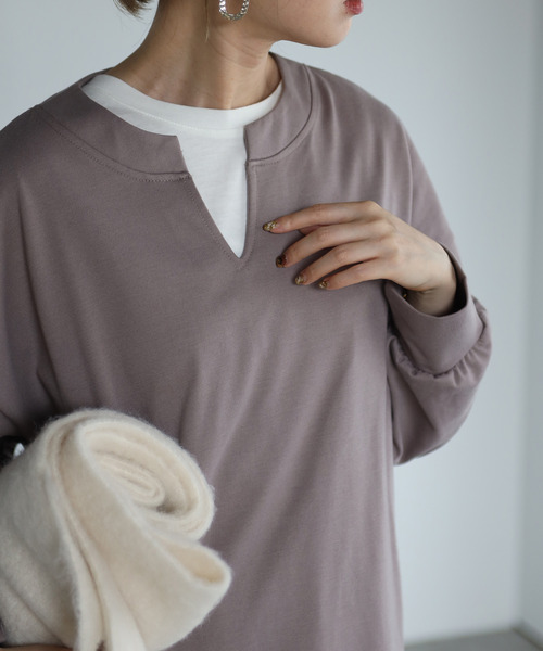 amini(アミニ)の「【2021-2022 A/W】キーネック裾タックプルオーバー(Tシャツ/カットソー・レディース・ブラック/ベージュ/パープル/ブラウン・MEDIUM)」の18枚目の写真