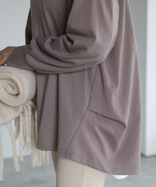 amini(アミニ)の「【2021-2022 A/W】キーネック裾タックプルオーバー(Tシャツ/カットソー・レディース・ブラック/ベージュ/パープル/ブラウン・MEDIUM)」の16枚目の写真
