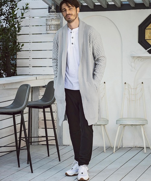 AKM Contemporary（エイケイエムコンテンポラリー）の「直営・WEB別注 AKM Contemporary(エイケイエムコンテンポラリー)ワッフル編みロングニットカーディガン（カーディガン/ボレロ・メンズ・ベージュ/サックスブルー/ネイビー/ブラック/オフホワイト/ライトグレー・M/S/L）」の18枚目の写真