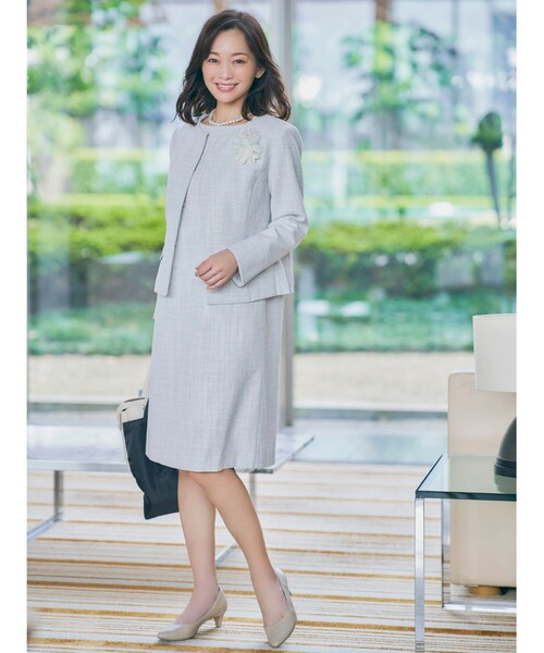 SHOO・LA・RUE(シューラルー)の「【S-3L】クラッシーツイード切り替えワンピース(ワンピース・レディース・ベージュ系その他4/ネイビー系7・01/02/03/04/05)」の4枚目の写真