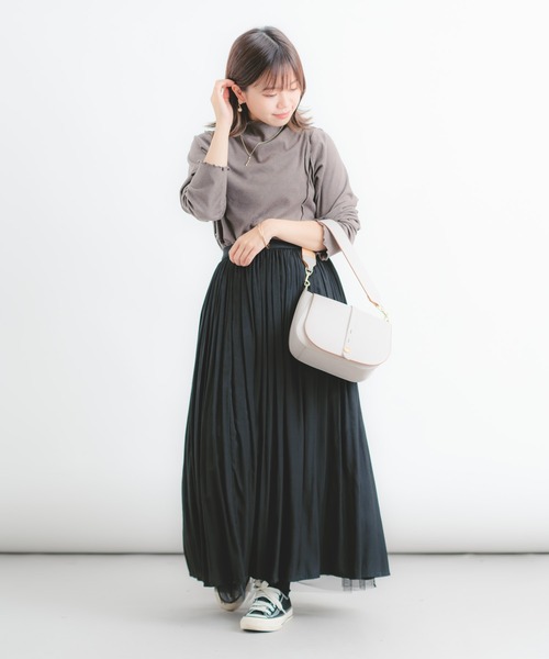 Wordtrobe（ワードトローブ）の「【wordtrobe】起毛フライスメロウインナー（Tシャツ/カットソー・レディース・ベージュ/ブラウン/チャコールグレー・FREE）」の6枚目の写真