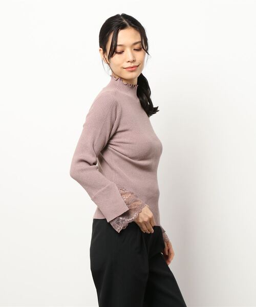 natural couture(ナチュラルクチュール)の「【大好評リバイバルアイテム】袖口レースもちもちリブタートル(ニット/セーター・レディース・アイボリー/ミント/サックスブルー/ブラック/ラベンダー/モカ・FREE)」の13枚目の写真