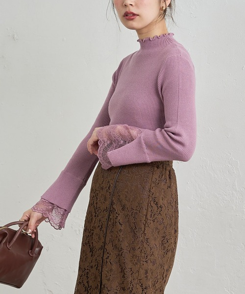 natural couture(ナチュラルクチュール)の「【大好評リバイバルアイテム】袖口レースもちもちリブタートル(ニット/セーター・レディース・アイボリー/ミント/サックスブルー/ブラック/ラベンダー/モカ・FREE)」の1枚目の写真
