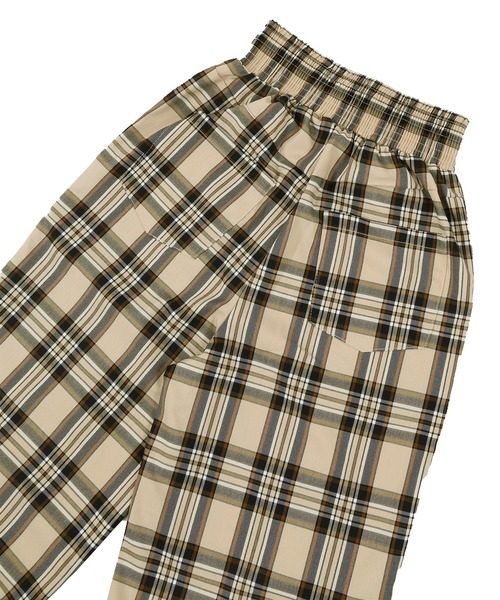 PUNYUS（プニュズ）の「タータンチェックイージーパンツ（その他パンツ・メンズ・ベージュ/レッド/グリーン・1/2/4/3）」の6枚目の写真