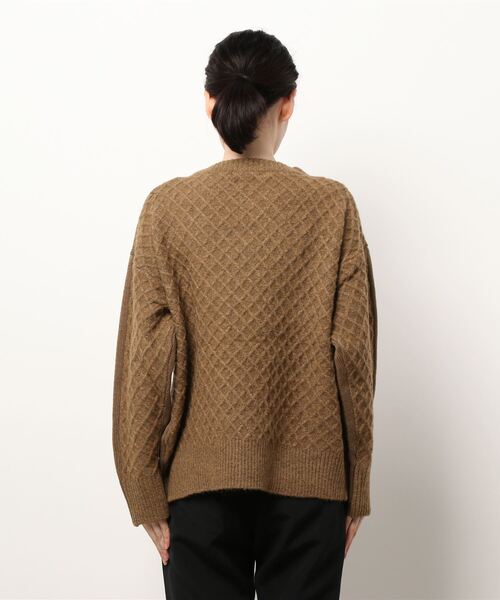 INTERPLANET(インタープラネット)の「編地ドッキングプルオーバー(ニット/セーター・レディース・ブラック/ブルー/アイボリー/キャメル・FREE)」の6枚目の写真