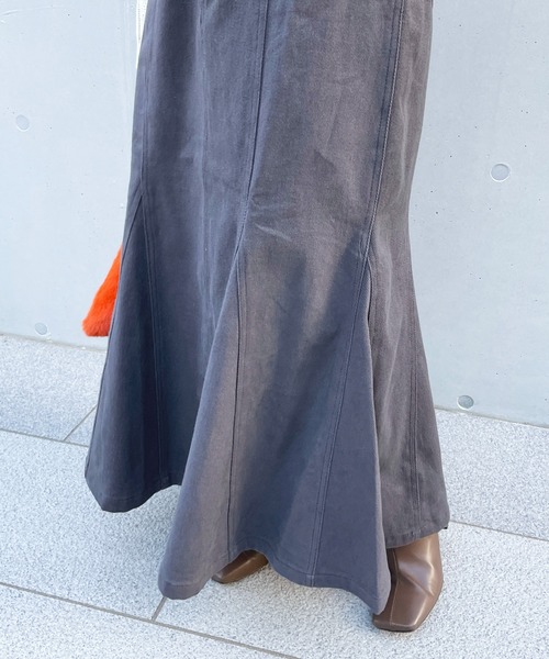 StyleSea(スタイルシー)の「ヘビーツイルマーメイドスカート(デニムスカート・レディース・チャコールグレー/ブラウン/アイボリー/マスタード/グレイッシュベージュ・MEDIUM)」の14枚目の写真
