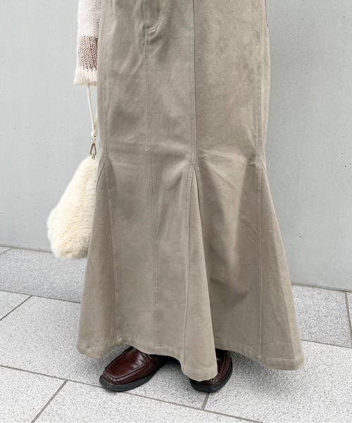 StyleSea(スタイルシー)の「ヘビーツイルマーメイドスカート(デニムスカート・レディース・チャコールグレー/ブラウン/アイボリー/マスタード/グレイッシュベージュ・MEDIUM)」の21枚目の写真
