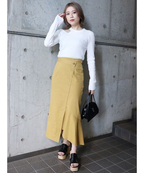 MURUA(ムルーア)の「アシンメトリーマーメイドスカート(スカート・レディース・アイボリー/ブラック/ホワイト/イエロー・1/2)」の9枚目の写真