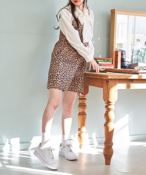 WEGO(ウィゴー)の「WEGO/ミニフレアーキャミワンピ(ワンピース・レディース・ブラック/アニマル・FREE)」の14枚目の写真