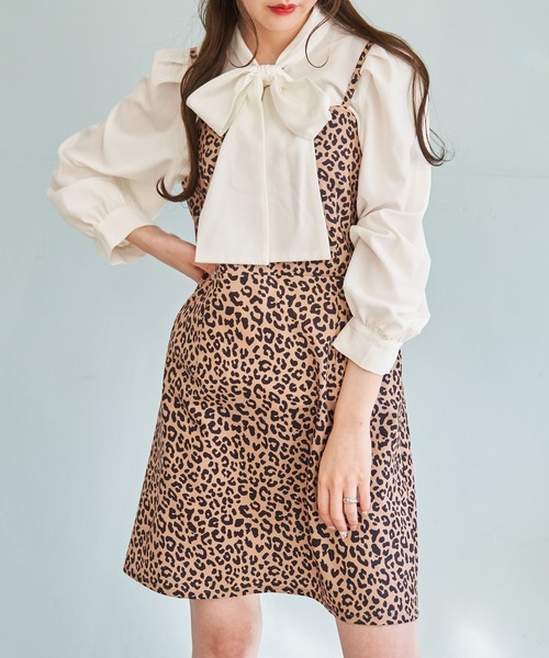 WEGO(ウィゴー)の「WEGO/ミニフレアーキャミワンピ(ワンピース・レディース・ブラック/アニマル・FREE)」の16枚目の写真