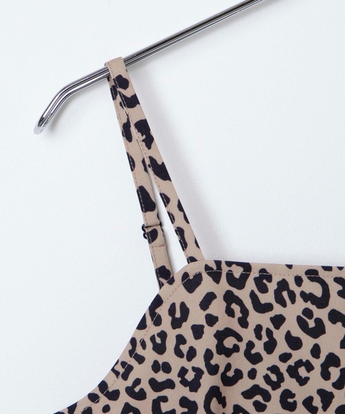 WEGO(ウィゴー)の「WEGO/ミニフレアーキャミワンピ(ワンピース・レディース・ブラック/アニマル・FREE)」の19枚目の写真