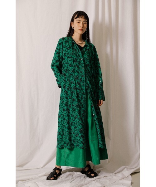 crie conforto（クリーコンフォルト）の「フラットグルカサンダル（サンダル・レディース・ブラック/キャメル/ホワイト・SMALL/MEDIUM/LARGE）」の14枚目の写真