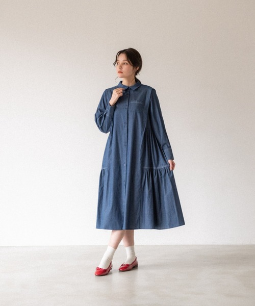 idem(イデム)の「side frill chambray onepiece/サイドフリルデニムシャツワンピース(シャツワンピース・レディース・ライトブルー/ネイビー・FREE)」の18枚目の写真