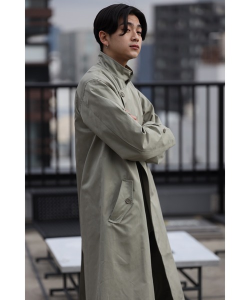 CREARE -LINO-（クレアーレリノ）の「オーバーサイズ  スタンドカラー ルーズコート（チェスターコート・メンズ・ブラック/カーキ・M/L）」の11枚目の写真