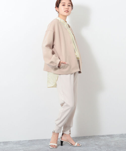 NOLLEY’S(ノーリーズ)の「◇【WEB限定】T/Cダンボールノーカラーフリルジャケット(ブルゾン・レディース・ネイビー/ベージュ・FREE)」の15枚目の写真