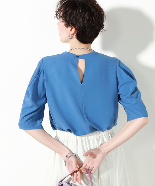 NOLLEY’S(ノーリーズ)の「◇【WEB限定】2WAYジョーゼット肩タックブラウス(シャツ/ブラウス・レディース・オフホワイト/チャコールグレー/ブルー/イエロー・FREE)」の15枚目の写真