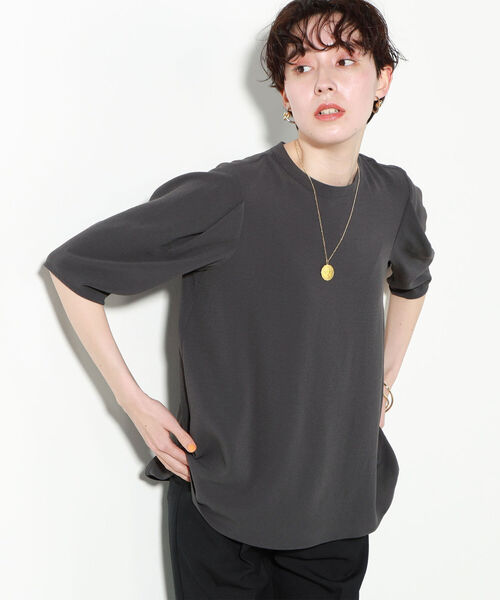 NOLLEY’S(ノーリーズ)の「◇【WEB限定】2WAYジョーゼット肩タックブラウス(シャツ/ブラウス・レディース・オフホワイト/チャコールグレー/ブルー/イエロー・FREE)」の18枚目の写真