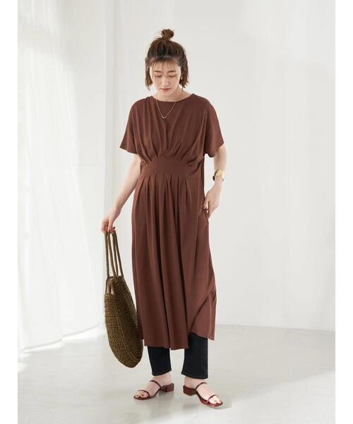 earth music&ecology（アースミュージックアンドエコロジー）の「ウエストタックワンピース（ワンピース・レディース・ダークブラウン/オリーブ・FREE）」の8枚目の写真