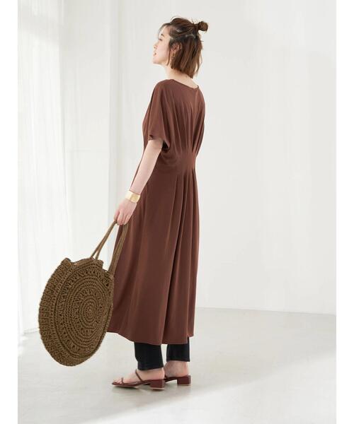 earth music&ecology（アースミュージックアンドエコロジー）の「ウエストタックワンピース（ワンピース・レディース・ダークブラウン/オリーブ・FREE）」の11枚目の写真