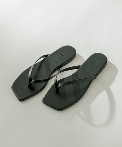 mystic（ミスティック）の「フラットトングサンダル（サンダル・レディース・ブラック/オフホワイト/シルバー・38/36/37）」の2枚目の写真