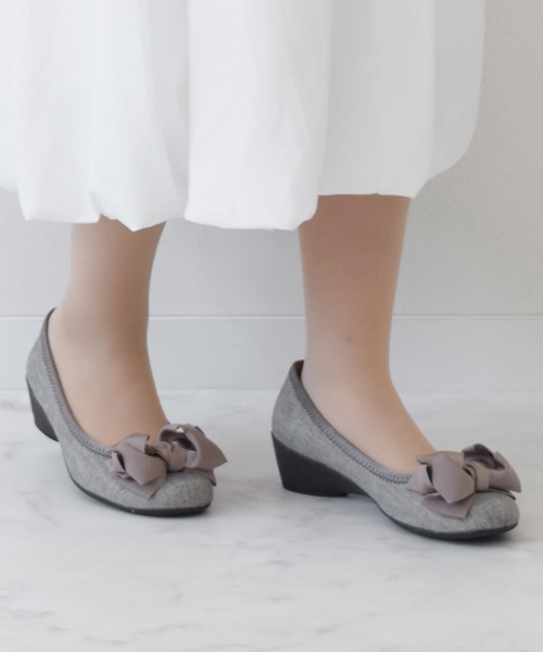 Bridget Birkin（ブリジットバーキン）の「【Bridget Birkin walk】グログランリボンコンフォートパンプス(525203)（パンプス・レディース・ベージュ/ダークベージュ/ブラック/ベージュ系その他/ブラック系その他/グレー系その他・23.5/22.5/24.5/23/24）」の3枚目の写真