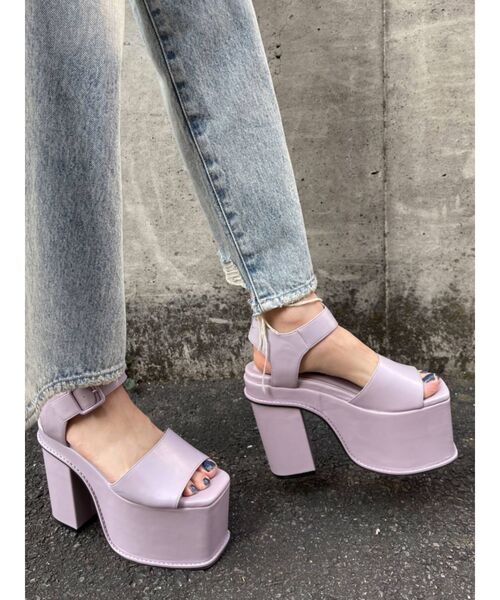 EMODA（エモダ）の「コンビネーションハイヒールサンダル（サンダル・レディース・ブラック/ホワイト・SMALL/MEDIUM/LARGE）」の5枚目の写真