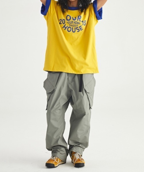 A'GEM9(エージェムナイン)の「A'GEM/9 × .kom『WASSUP/ワズアップ』Our House Tee/アワーハウス リバーシブルカラー グラフィック 半袖 Tシャツ(Tシャツ/カットソー・メンズ・ブルー/ブラウン・L/XL)」の10枚目の写真