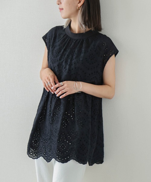 SUGAR BISKET(シュガービスケット)の「カットワークレースブラウス(Tシャツ/カットソー・レディース・ホワイト/グリーン/ブラック・FREE)」の12枚目の写真