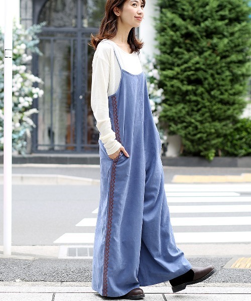 チチカカ(チチカカ)の「ピーチスキンサロペットパンツ(サロペット/オーバーオール・レディース・グリーン/ライトグレー/ネイビー・FREE)」の7枚目の写真