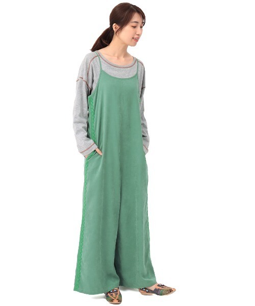 チチカカ(チチカカ)の「ピーチスキンサロペットパンツ(サロペット/オーバーオール・レディース・グリーン/ライトグレー/ネイビー・FREE)」の10枚目の写真