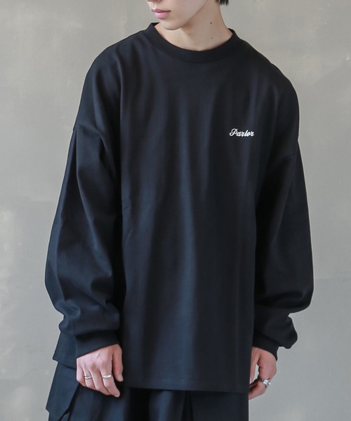 SPINNS(スピンズ)の「【ビッグシルエット】ワンポイントロゴ刺繍 長袖カラーTシャツ(Tシャツ/カットソー・メンズ・ロイヤルブルー/スミクロ/ダークブルー/グリーン系その他/ネイビー/ブラック/ホワイト/サックスブルー/ピンク/レッド/イエロー・ONESIZE)」の3枚目の写真