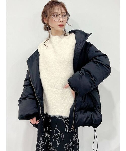 RESEXXY（リゼクシー）の「オーバーパファーコート（ダウンジャケット/コート・レディース・ブラック/ベージュ/アイボリー・FREE）」の7枚目の写真