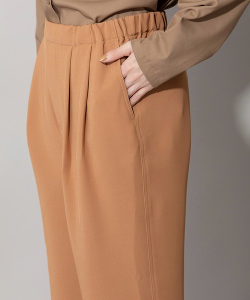 Munich（ミューニック）の「ポリエステルツイルリラックステーパードパンツ（スラックス・レディース・ブラック/パープル/キャメル・S/M/XS）」の17枚目の写真