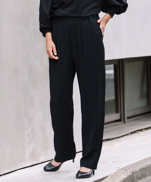 Munich（ミューニック）の「ポリエステルツイルリラックステーパードパンツ（スラックス・レディース・ブラック/パープル/キャメル・S/M/XS）」の7枚目の写真