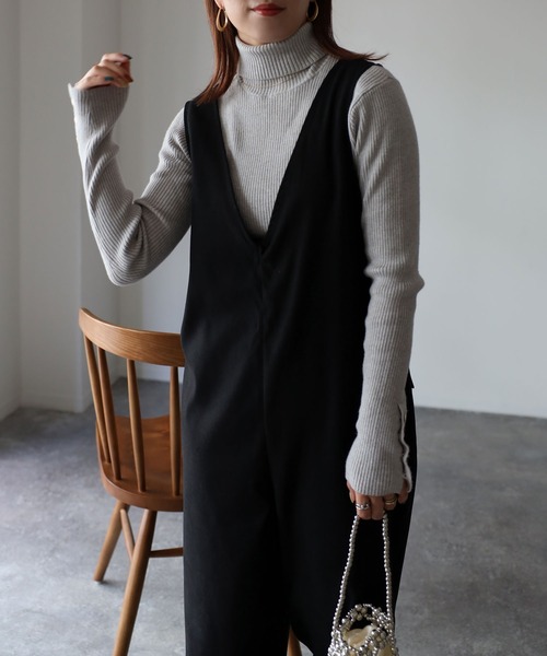 Riberry（リベリー）の「ピーチ起毛Vネックサロペット（サロペット/オーバーオール・レディース・ブラック/ブラウン/カーキ・FREE）」の19枚目の写真