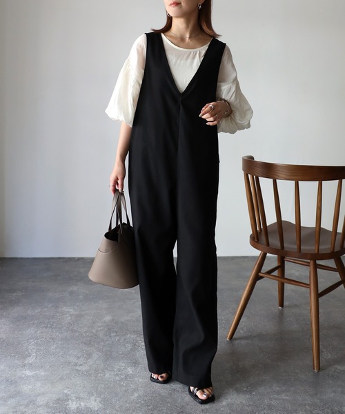 Riberry（リベリー）の「ピーチ起毛Vネックサロペット（サロペット/オーバーオール・レディース・ブラック/ブラウン/カーキ・FREE）」の9枚目の写真