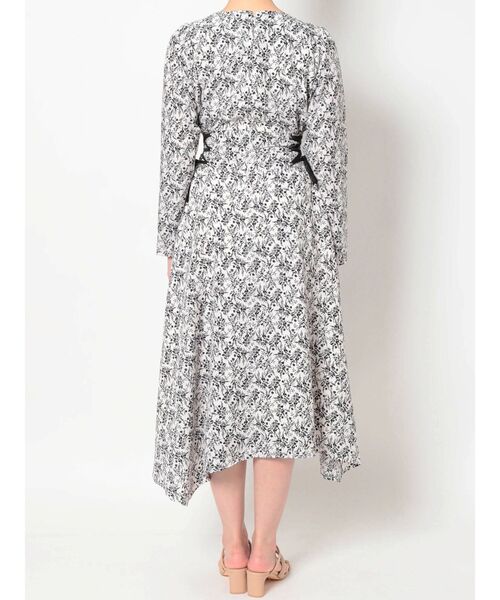 LAGUNAMOON（ラグナムーン）の「フラワーサイドレースアップワンピース（ワンピース・レディース・ホワイト/ブラック/グリーン・SMALL/MEDIUM）」の20枚目の写真