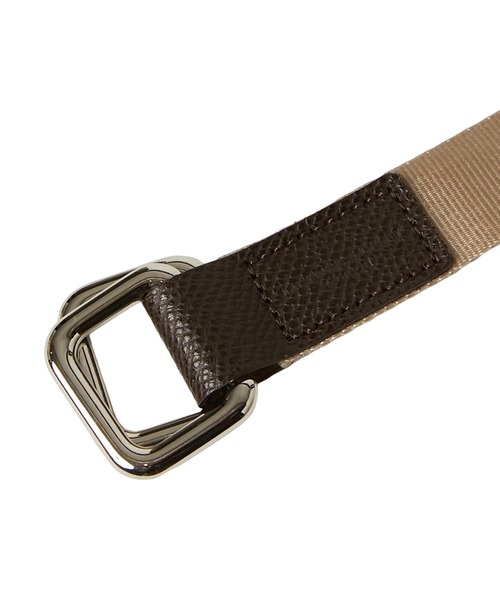 KATHARINE HAMNETT LONDON （キャサリンハムネットロンドン）の「KATHARINE HAMNETT LONDON/キャサリンハムネットロンドン ＜WEB限定＞ NYLONG LEATHER COMBI RIBBON BELT（ベルト・メンズ・カーキ/ベージュ/ブラック・FREE）」の4枚目の写真