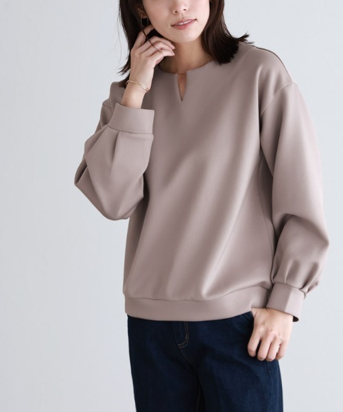 Pierrot(ピエロ)の「ダンボールキーネックプルオーバー(Tシャツ/カットソー・レディース・ネイビー/オフホワイト/ベージュ系その他・M/L)」の8枚目の写真
